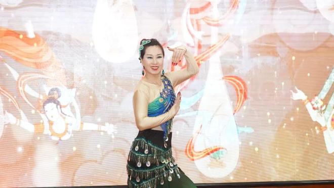 年阿姨来了技能大赛暨第三季度最美家政人表彰大会圆满落幕麻将胡了2试玩网站做知识分子阿姨展巾帼家政风采2024(图23)